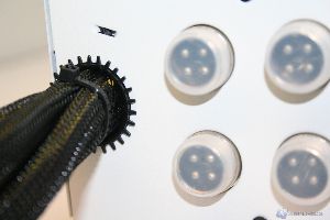 00044 PCPOWERANDCOOLING_SILENCER_MKIII_1200W_WWW.XTREMEHARDWARE.COM