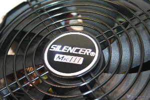 00048 PCPOWERANDCOOLING_SILENCER_MKIII_1200W_WWW.XTREMEHARDWARE.COM
